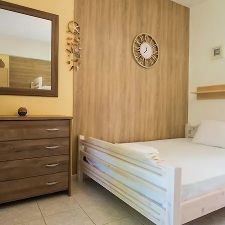 Maria Village Вурвуру