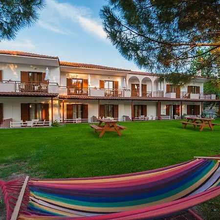 Maria Village Apartment